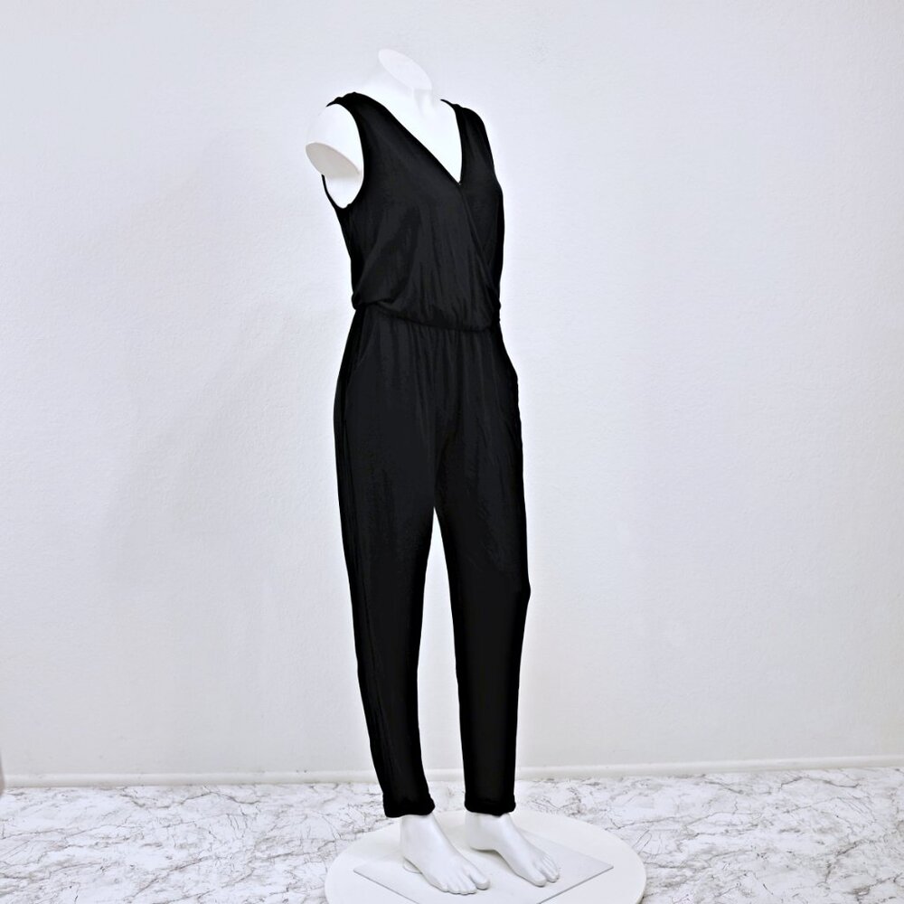 NWOT‎ Korye V Neck Sleeveless Surplice Unlined Straight Leg Jumpsuit Black S